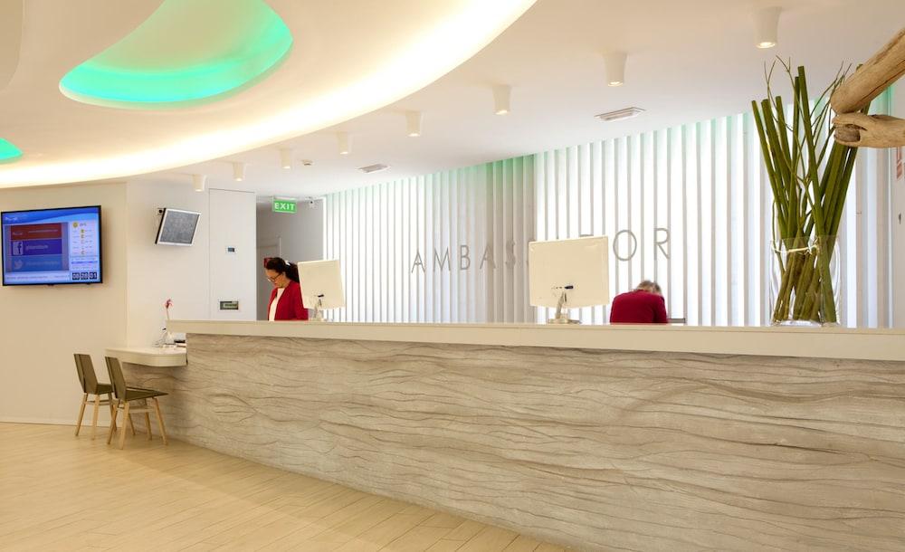 Ambassador Playa Ii Hotel 4*