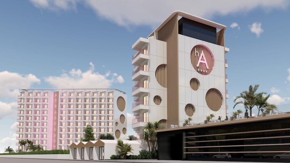 Ambassador Playa Ii Hotel
